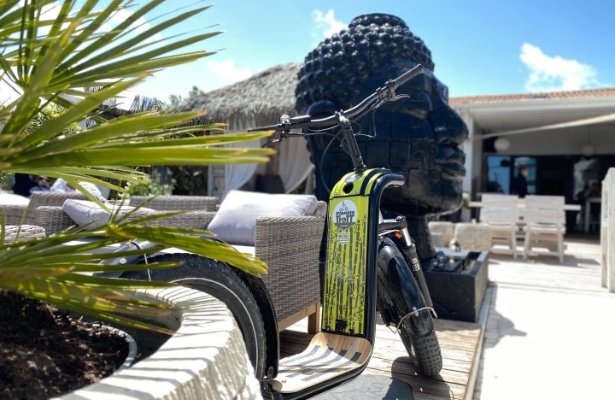 Scooters rental companies ZOSH
