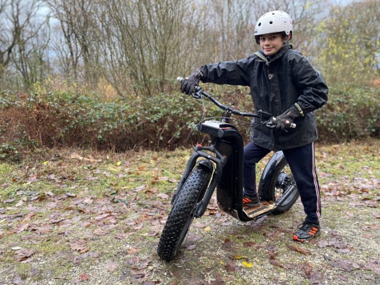 Riding Zone tests our Zosh all-terrain e-scooters